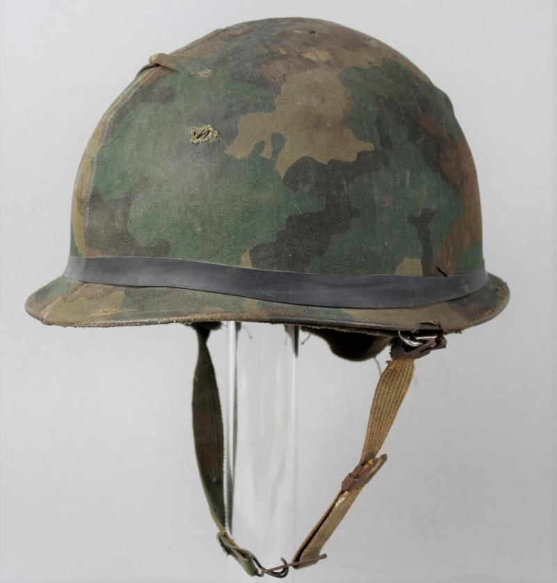 Named Falklands War 1982 Argentinian Marine Infantry Helmet With Camouflage 'ARA' Cover