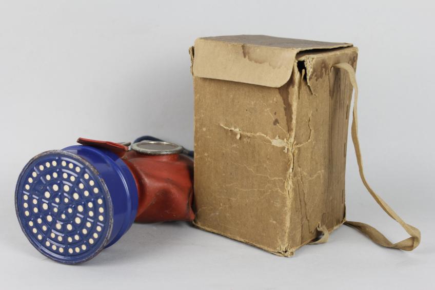 WW2 'Mickey Mouse' Childs Gas Mask With Original Instruction Leaflet Dated 1939