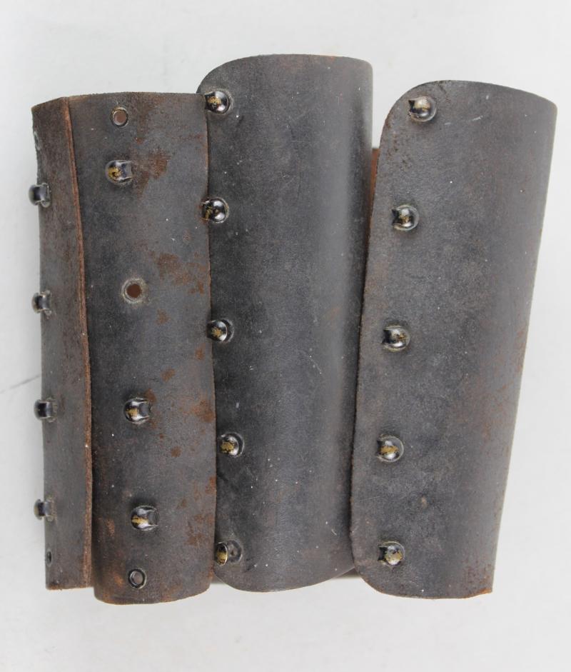 CS Militaria WW1 French Blackened Leather Gaiters