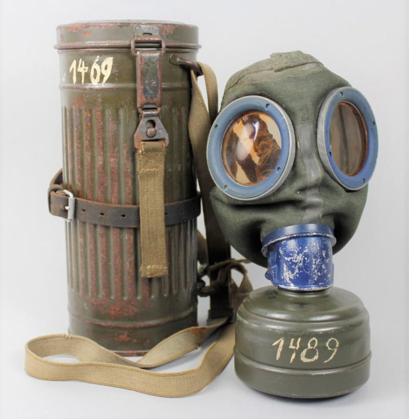 CS Militaria | WW2 German Gas Mask Set