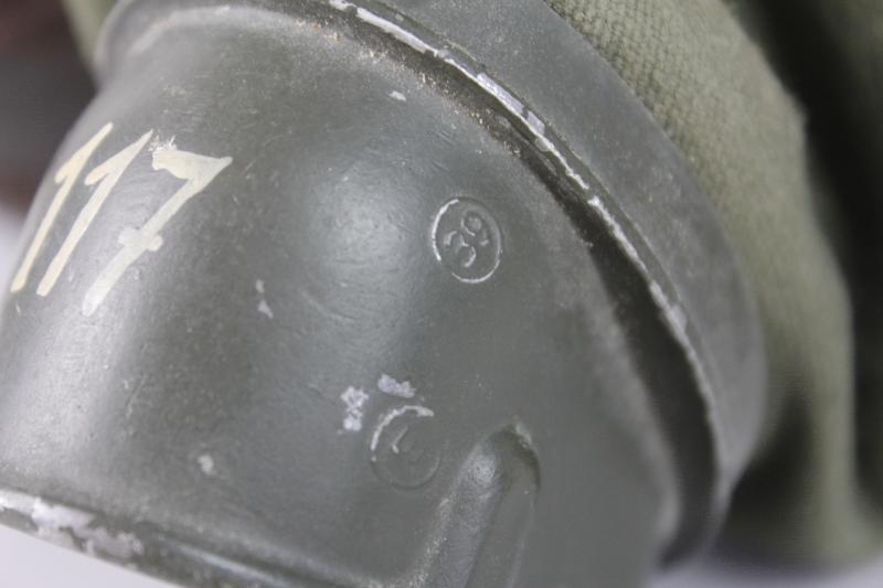 WW2 German Matching Numbers Luftwaffe Gas Mask & Canister