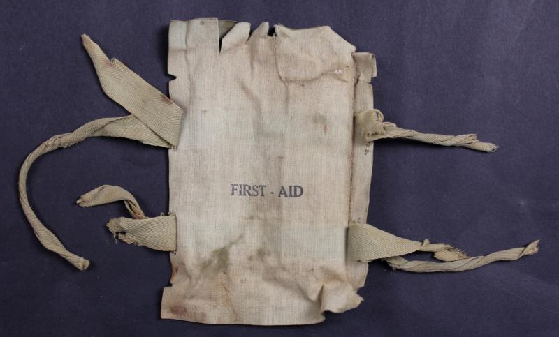 WW2 US D-Day Paratrooper Medical Pouch