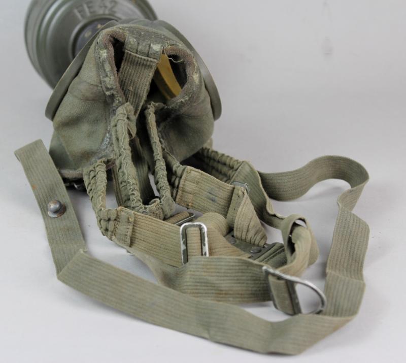 WW2 German Matching Numbered Gas Mask & Canister With Cleaning Cloth , Spring & Spare Lenses