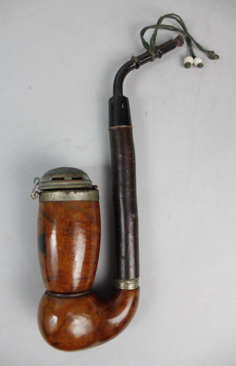 CS Militaria WW1 German Tobacco Pipe With 1914 Iron Cross Motif