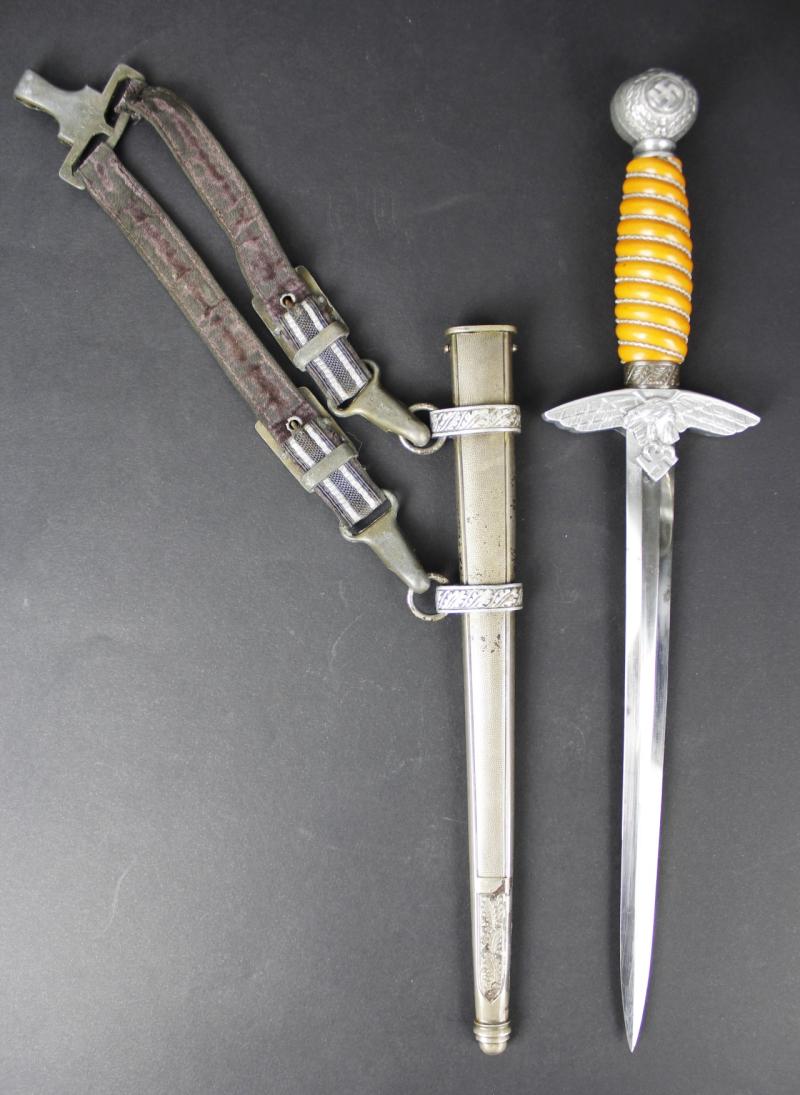WW2 German Luftwaffe Dagger With Hangers