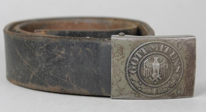 WW2 German Army Belt & Buckle - Green Painted Steel 1942
