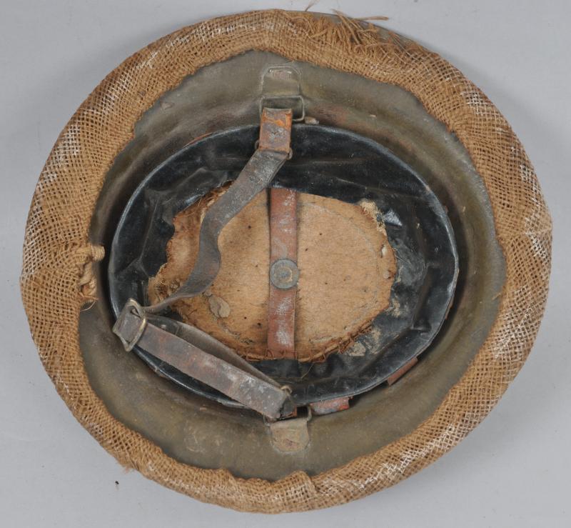 WW1 British Brodie Helmet With Hessian Camouflage Cover