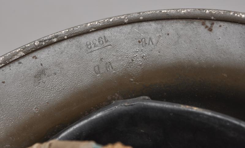 WW2 British Helmet With Royal Artillery GHQ Insignia