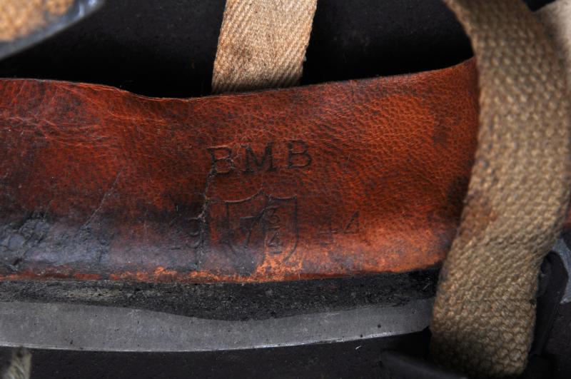 WW2 British Paratrooper Helmet ( HSAT) Mk2 Model 1944 Dated