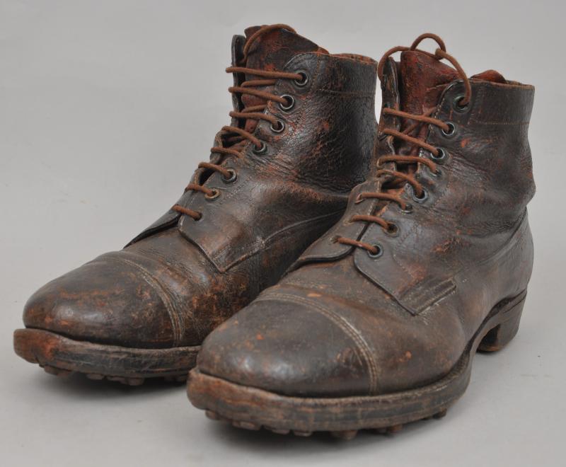 Rare WW1 British Early War B2 Boots With Broad Arrow Markings To Tongue & Sole