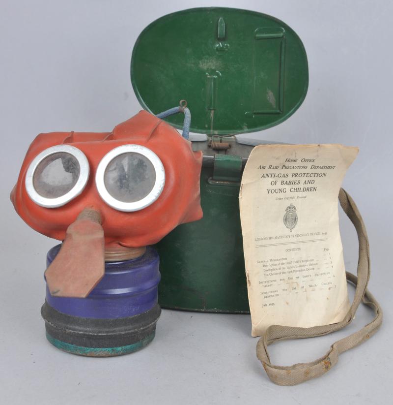 WW2 British Childrens Mickey Mouse In Private Purchase Tin