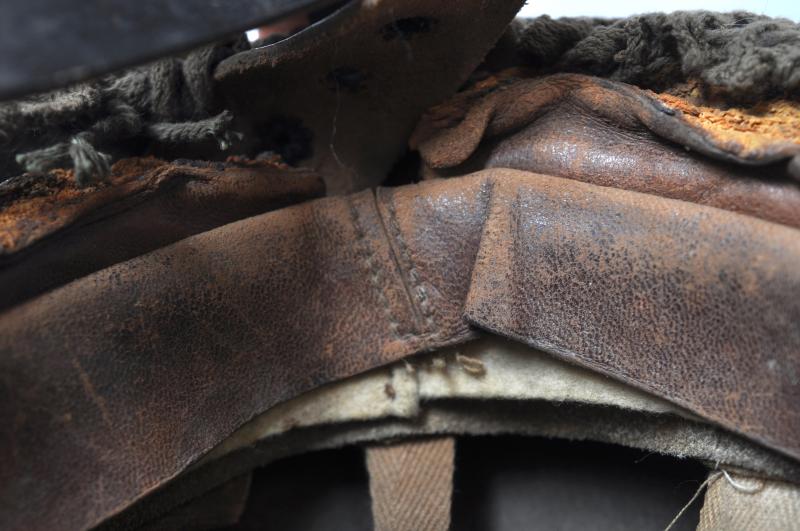 WW2 British Camouflage Netted MK.1 Paratrooper Helmet 1943