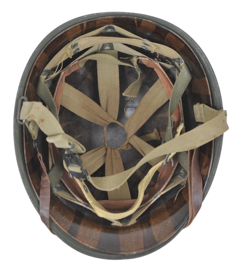 WW2 US Airborne Parachutist Helmet With Westinghouse Paratrooper Liner