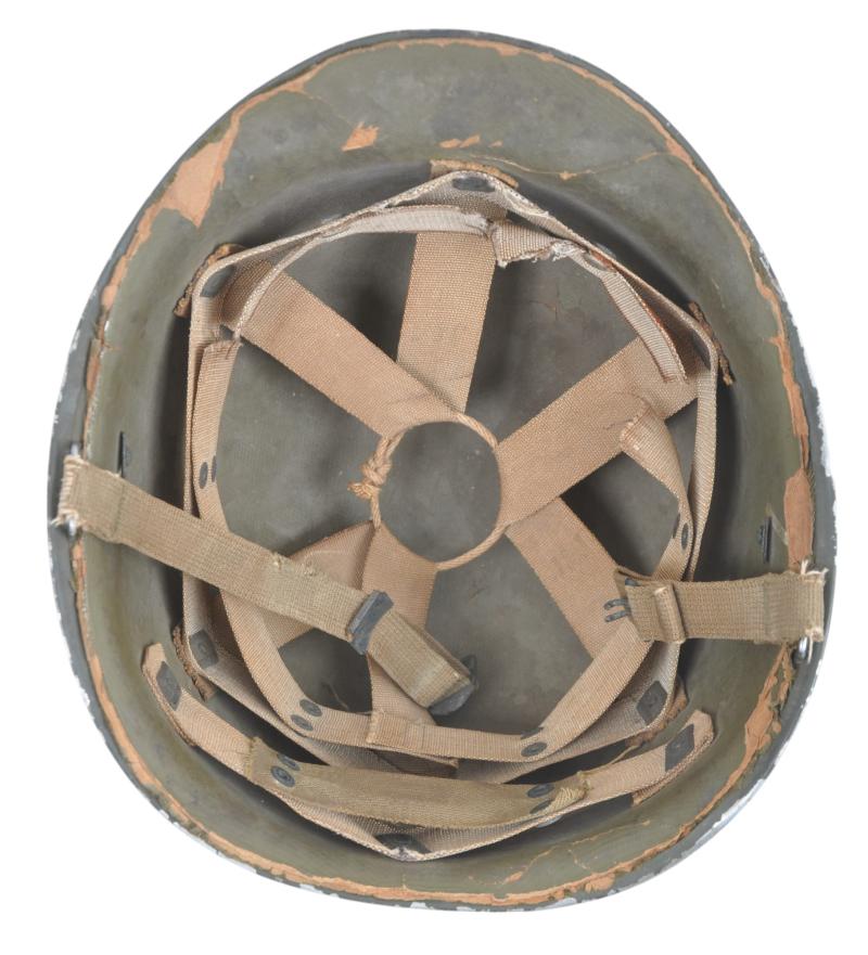 WW2 US Fixed Bales , Front Seam M1 Helmet With Hawley Liner