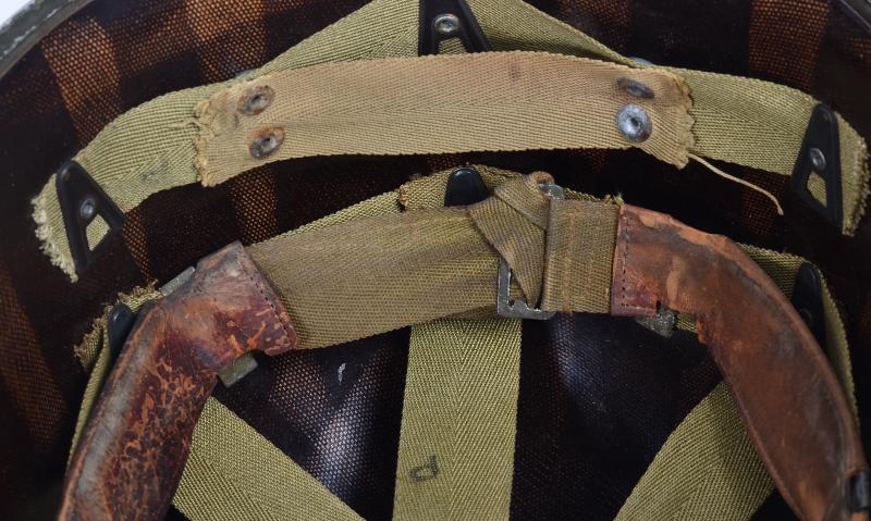 WW2 US Fixed bales M1 Steel Helmet