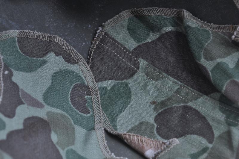 WW2 USMC Helmet  With 1st Type Camouflage Cover .