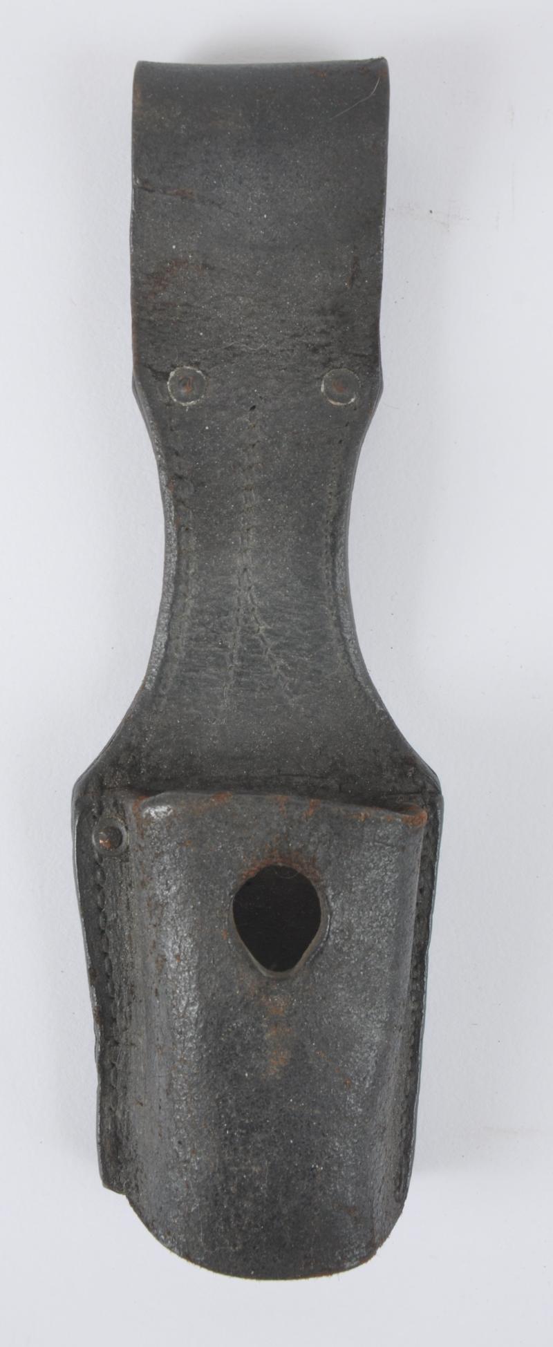 WW1 German Butcher Bayonet Frog