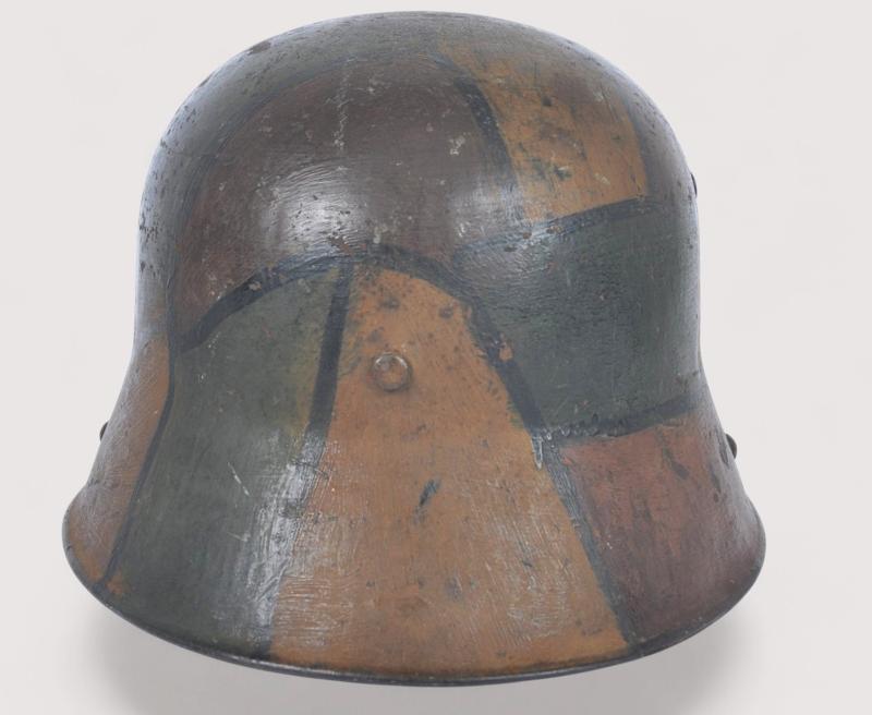 WW1 German M16 Camouflage Helmet