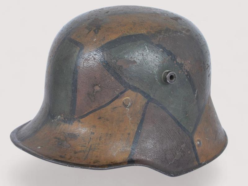 WW1 German M16 Camouflage Helmet