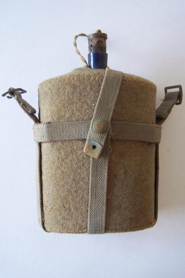 WW2 Canadian Air Force Patt 1919/25 Waterbottle & Carrier  