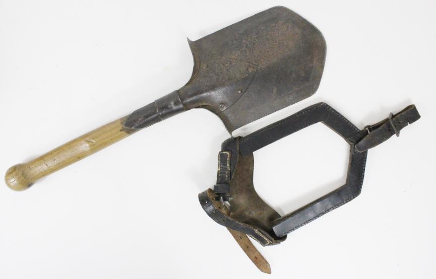 CS Militaria WW2 German/Austrian Straight Entrenching Tool